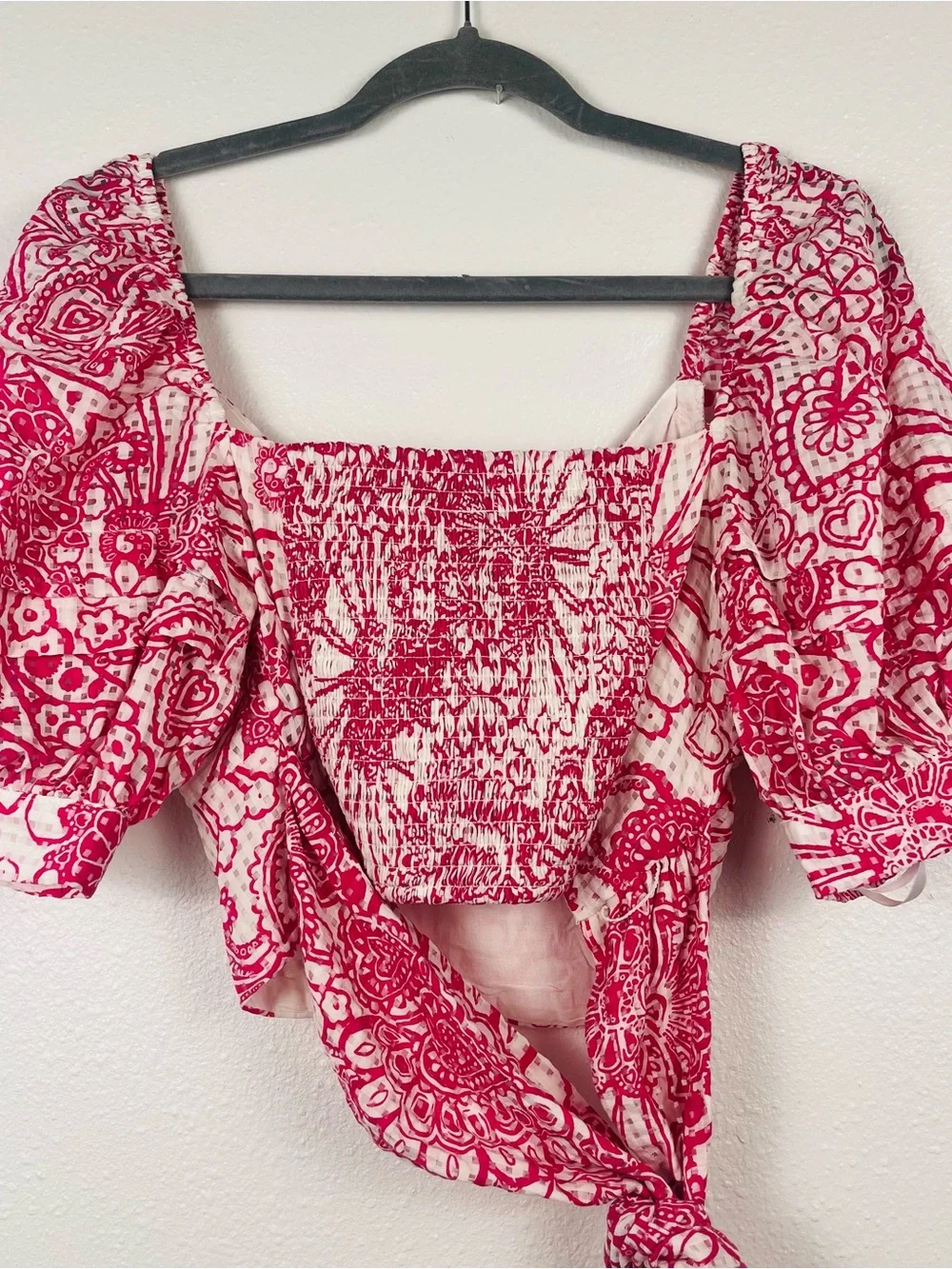 Anthropologie Maeve Pink & White Floral Puff-Sleeve Tie-Back Crop Blouse Top